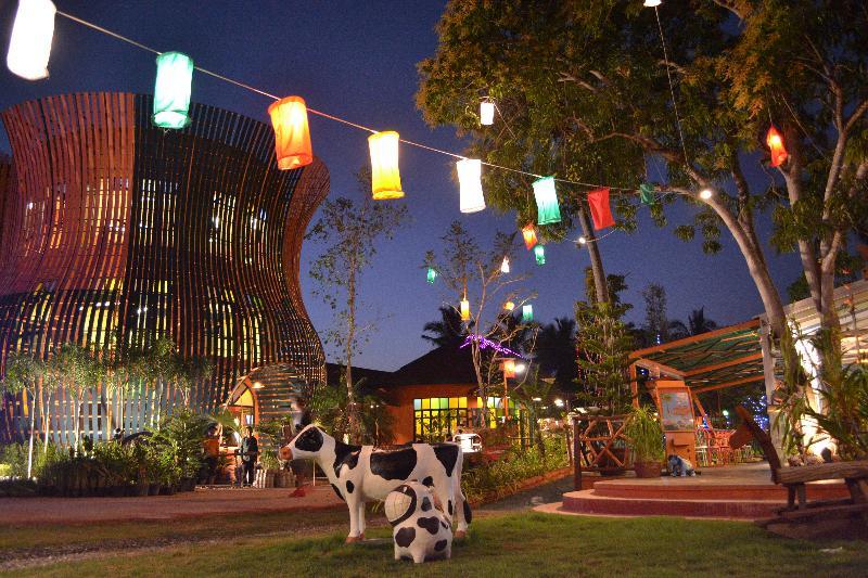 Vartika Adventure Retreatic Resort Prachuap Khiri Khan Exterior photo